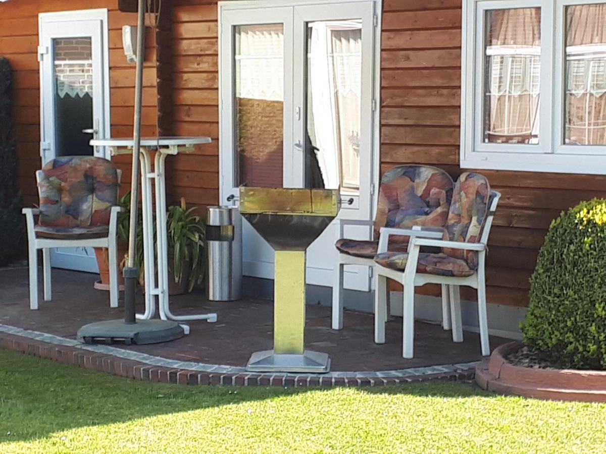 Familienurlaub In Ostfriesland Fuer Max 7 Pers In 2 Wohnungen, Auch Einzeln Wohnungen Utarp Exterior foto