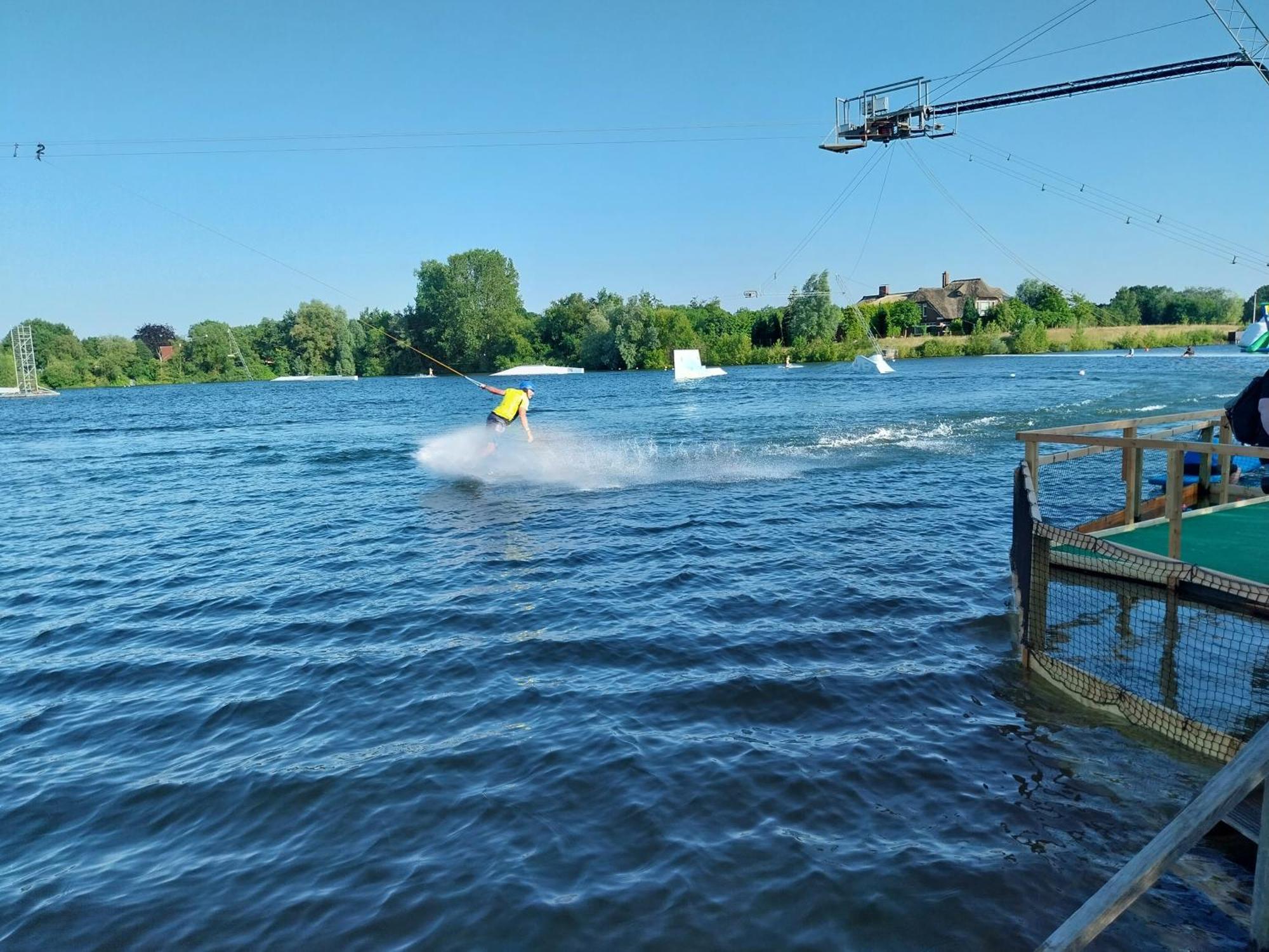 Familienurlaub In Ostfriesland Fuer Max 7 Pers In 2 Wohnungen, Auch Einzeln Wohnungen Utarp Exterior foto